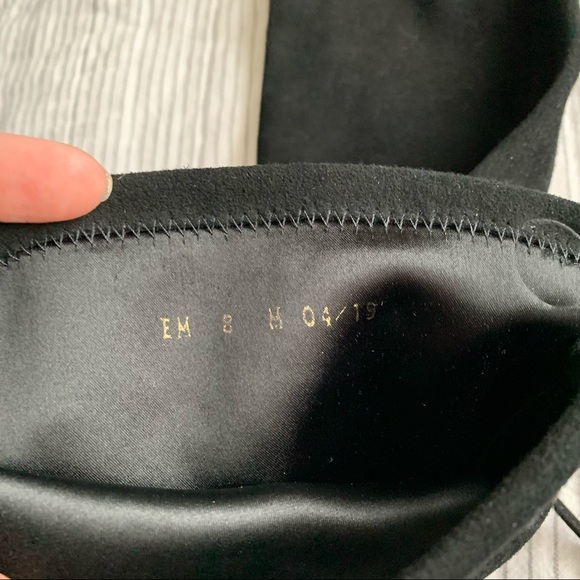 Stuart Weitzman - Picture 7 of 9